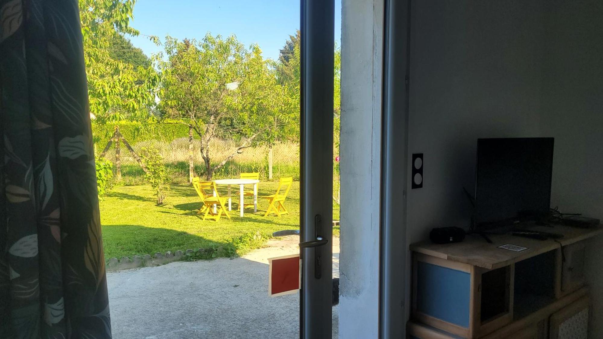 Le Truc En Plus, Accessibles Pmr, Appartement 45 M2 Mitoyen Dans Une Maison Avec Un Autre Appartement Guérard Eksteriør billede